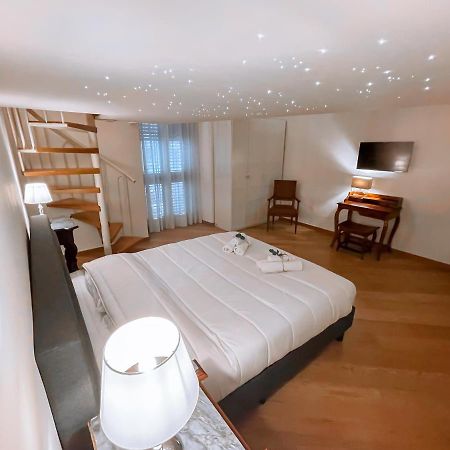 Apartamento Luxury Bnb Dedeo Bari Exterior foto